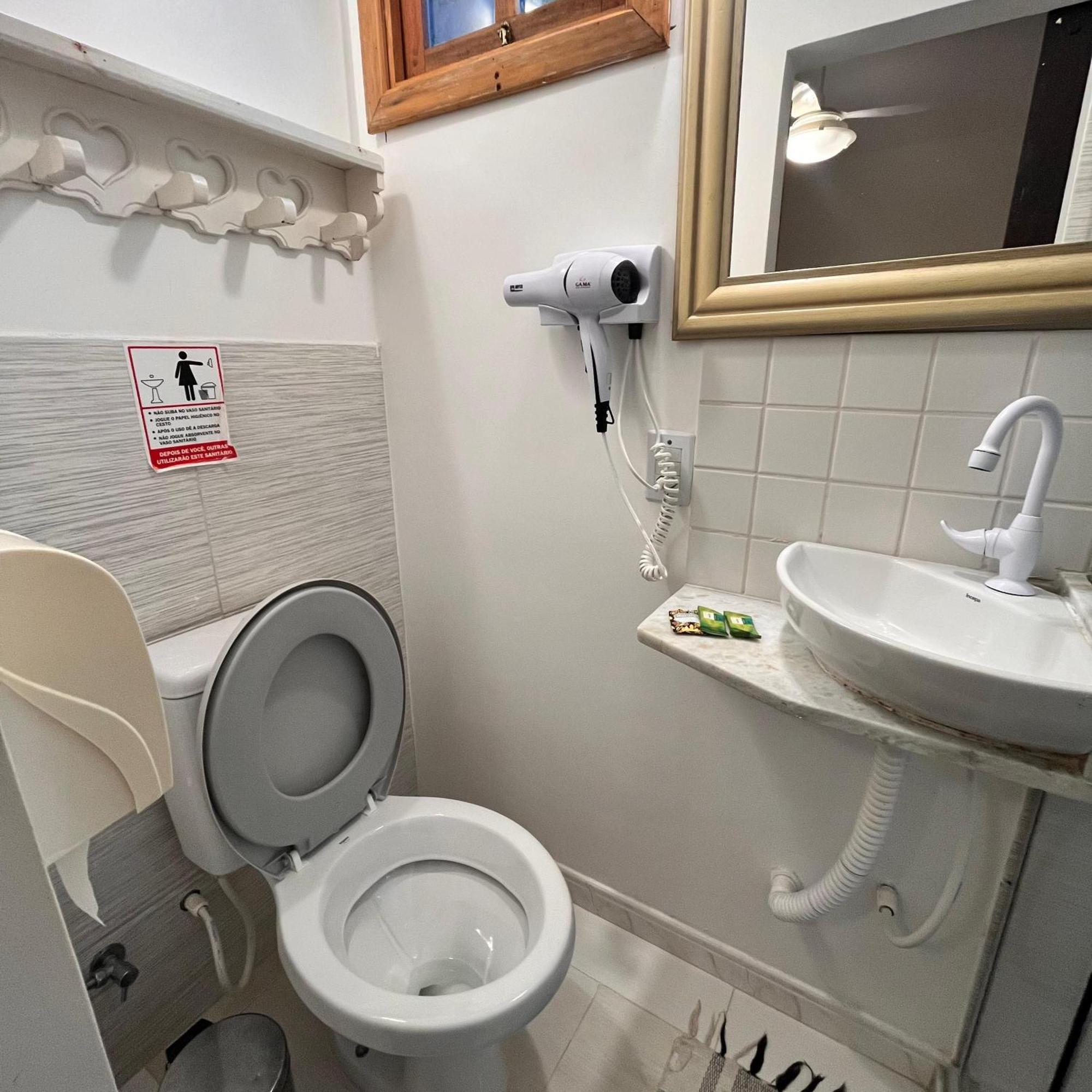 Casa Toscano Guest House อังกราโดสเฮย์ส ภายนอก รูปภาพ